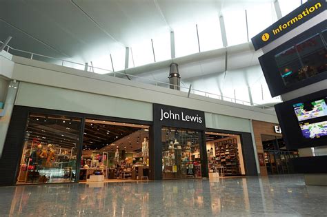 Heathrow stores by terminal